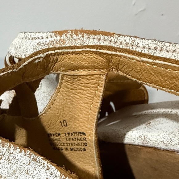 Very Volatile White and Brown Wedge Sandals - Picture 5 of 10